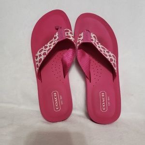 GUC Coach Flip Flops in Hot Pink Size 7